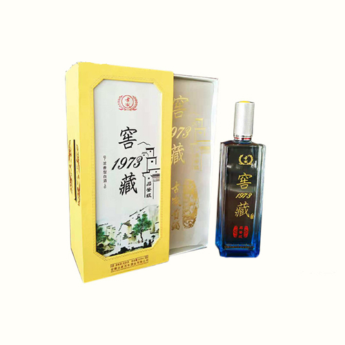 古家窖藏1973品鑒級(jí)酒.jpg